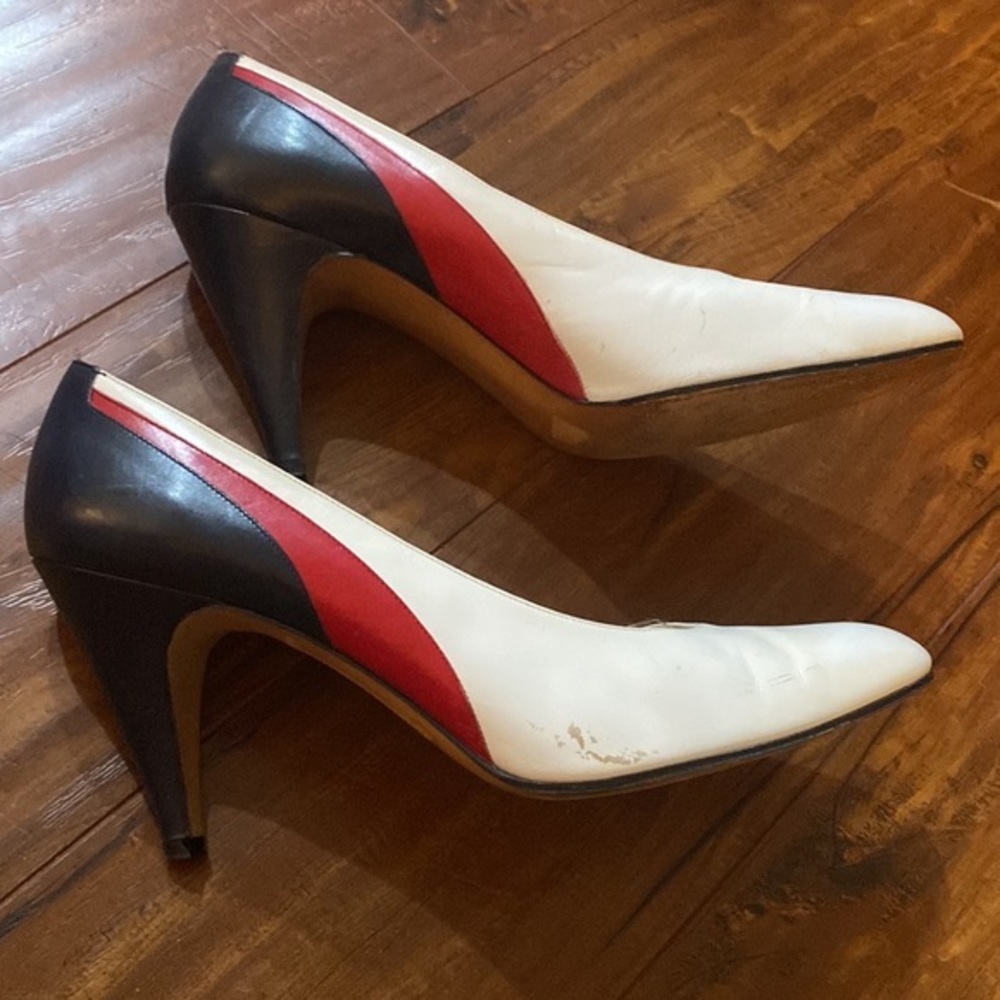Vintage Salvatore Ferragamo for Saks Navy Red White Leather Pumps 7.5 AA - Picture 4 of 11